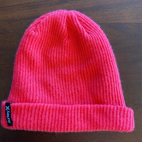 Hurley Beanie Hat - One Size Fits Most SALE❗️ - Picture 1 of 2